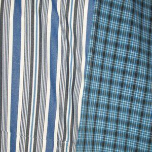 CHAPS EASY CARE Men's Long Sleeve Shirts Size MEDIUM Lot of 2